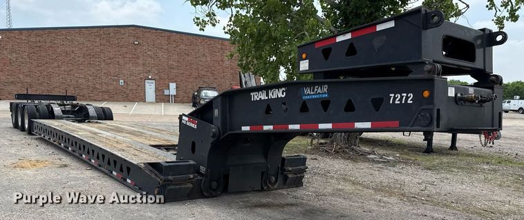 image for item EE0082 2016 Trail King TK130HDG-102 lowboy equipment trailer