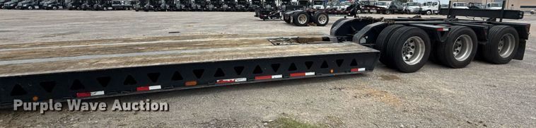 image for item EE0082 2016 Trail King TK130HDG-102 lowboy equipment trailer