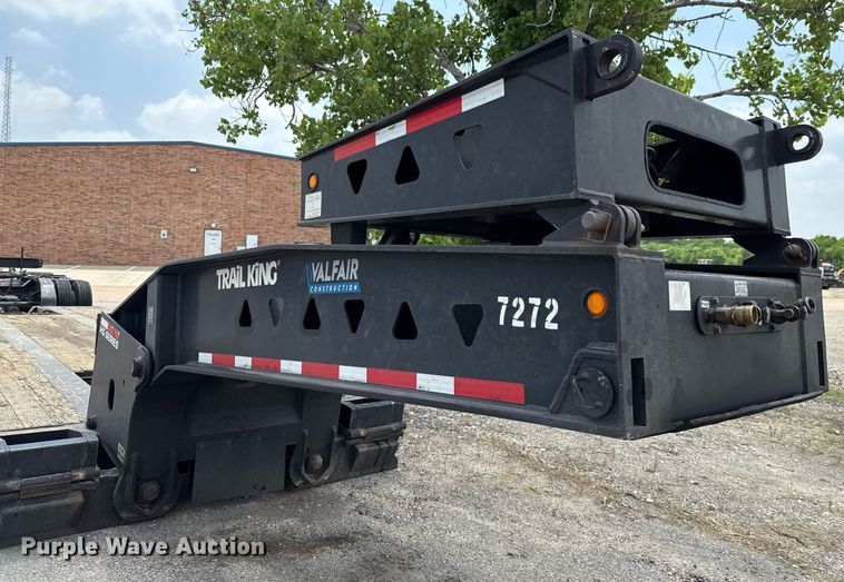 image for item EE0082 2016 Trail King TK130HDG-102 lowboy equipment trailer