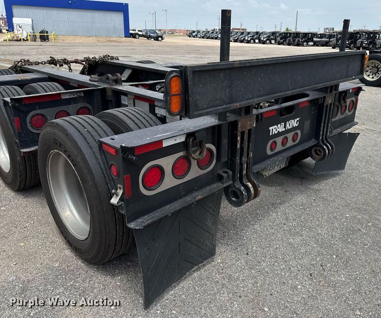 image for item EE0082 2016 Trail King TK130HDG-102 lowboy equipment trailer