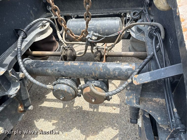 image for item EE0082 2016 Trail King TK130HDG-102 lowboy equipment trailer