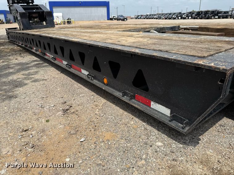 image for item EE0082 2016 Trail King TK130HDG-102 lowboy equipment trailer