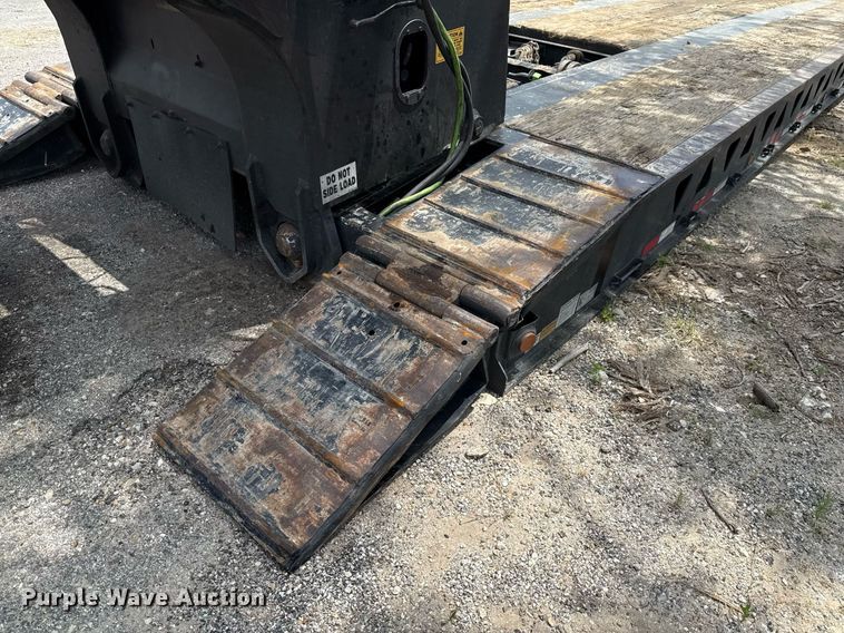 image for item EE0082 2016 Trail King TK130HDG-102 lowboy equipment trailer
