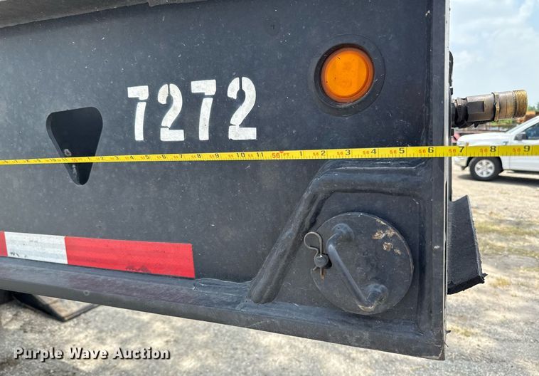 image for item EE0082 2016 Trail King TK130HDG-102 lowboy equipment trailer