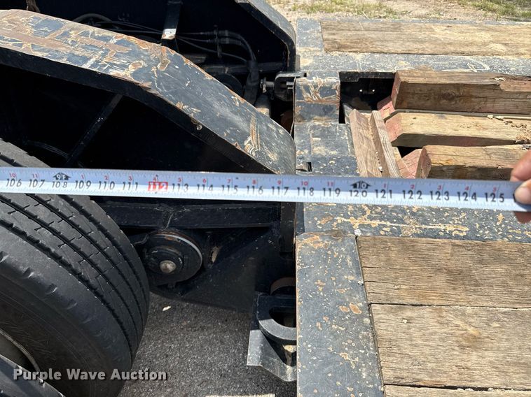 image for item EE0082 2016 Trail King TK130HDG-102 lowboy equipment trailer