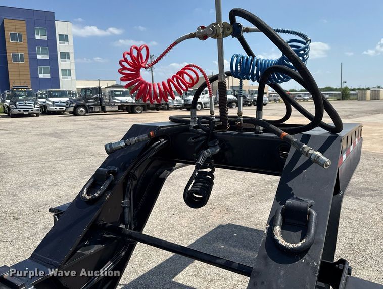 image for item EE0082 2016 Trail King TK130HDG-102 lowboy equipment trailer