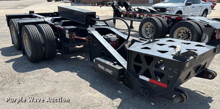 image for item EE0082 2016 Trail King TK130HDG-102 lowboy equipment trailer