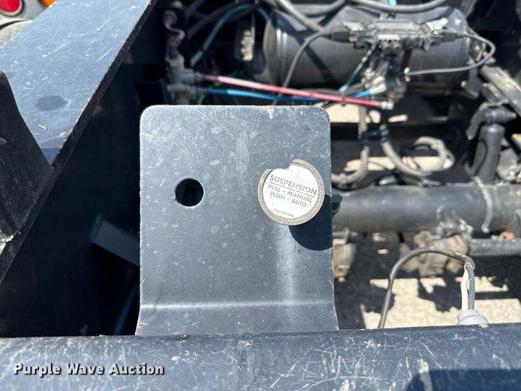 image for item EE0082 2016 Trail King TK130HDG-102 lowboy equipment trailer