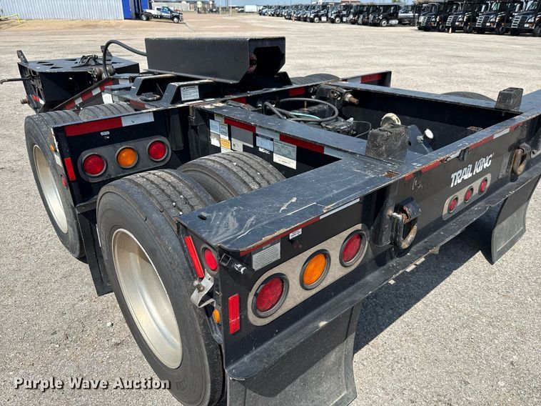 image for item EE0082 2016 Trail King TK130HDG-102 lowboy equipment trailer