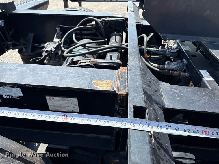 image for item EE0082 2016 Trail King TK130HDG-102 lowboy equipment trailer