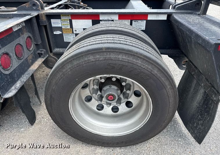 image for item EE0082 2016 Trail King TK130HDG-102 lowboy equipment trailer