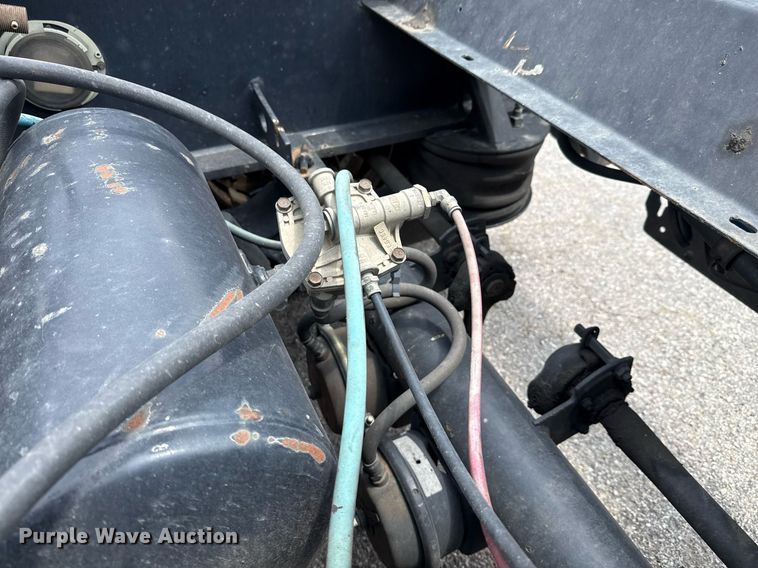 image for item EE0082 2016 Trail King TK130HDG-102 lowboy equipment trailer