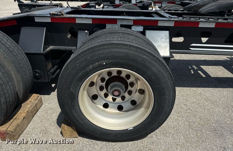 image for item EE0082 2016 Trail King TK130HDG-102 lowboy equipment trailer