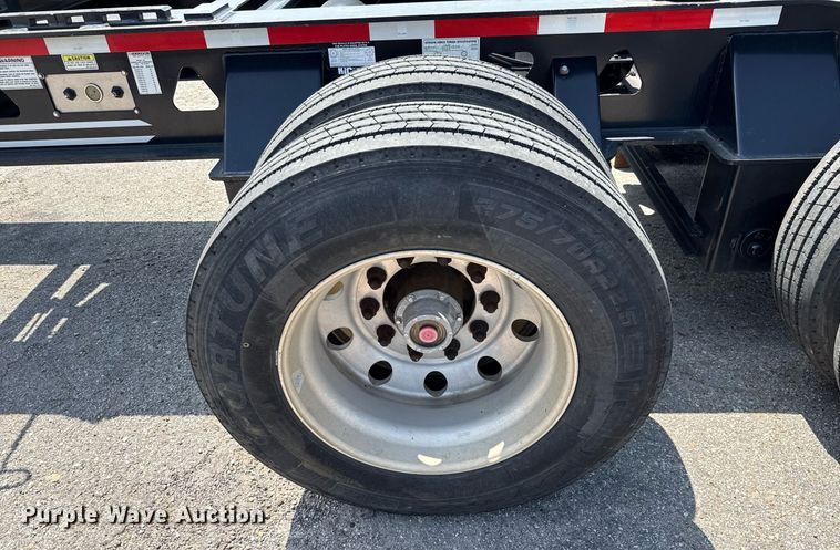 image for item EE0082 2016 Trail King TK130HDG-102 lowboy equipment trailer