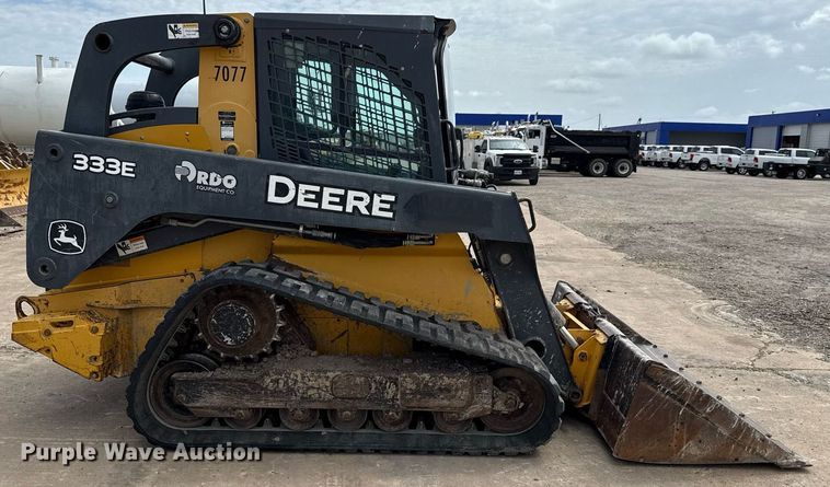 image for item EE0083 2016 John Deere 333E tracked skid steer loader