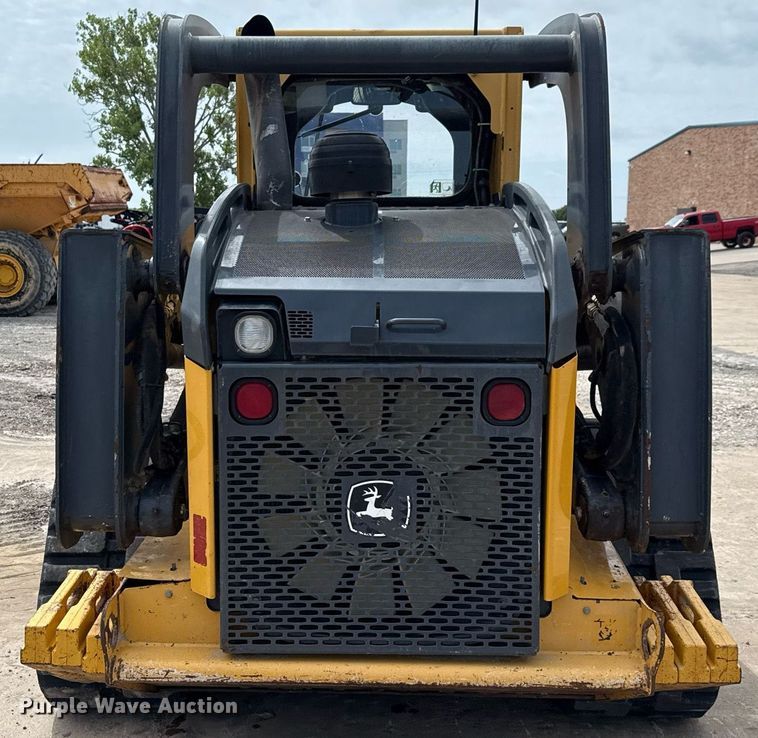 image for item EE0083 2016 John Deere 333E tracked skid steer loader