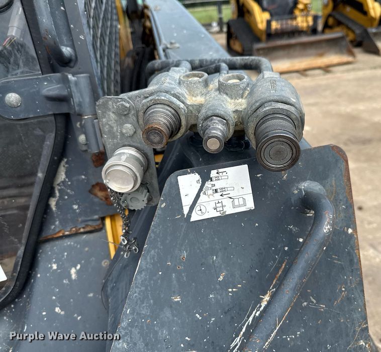 image for item EE0083 2016 John Deere 333E tracked skid steer loader