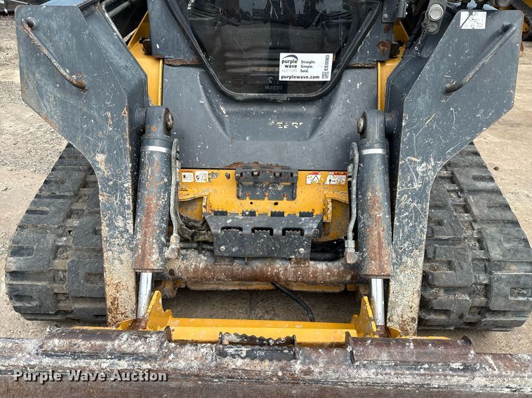 image for item EE0083 2016 John Deere 333E tracked skid steer loader