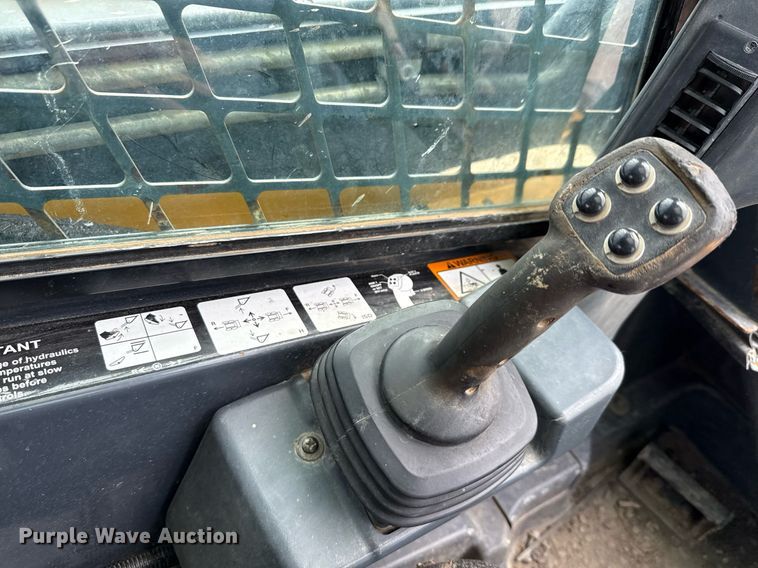 image for item EE0083 2016 John Deere 333E tracked skid steer loader