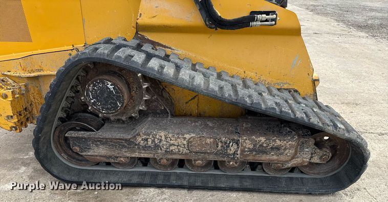 image for item EE0083 2016 John Deere 333E tracked skid steer loader