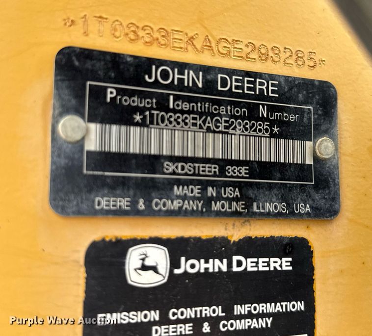 image for item EE0083 2016 John Deere 333E tracked skid steer loader