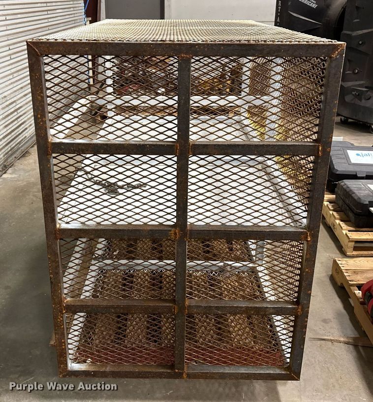 image for item EE0084 Torch bottle cage