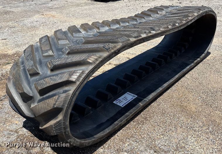 image for item EE0085 ITR dozer track