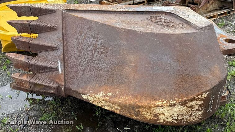 image for item EF3103 Hensley v-bottom bucket