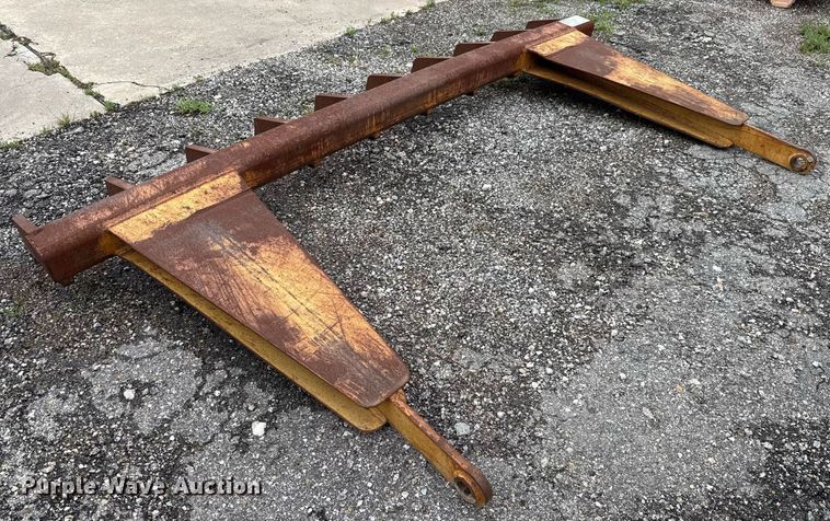 image for item EF3110 129