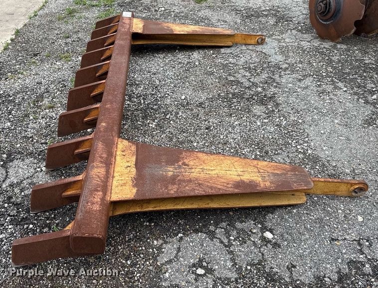 image for item EF3110 129