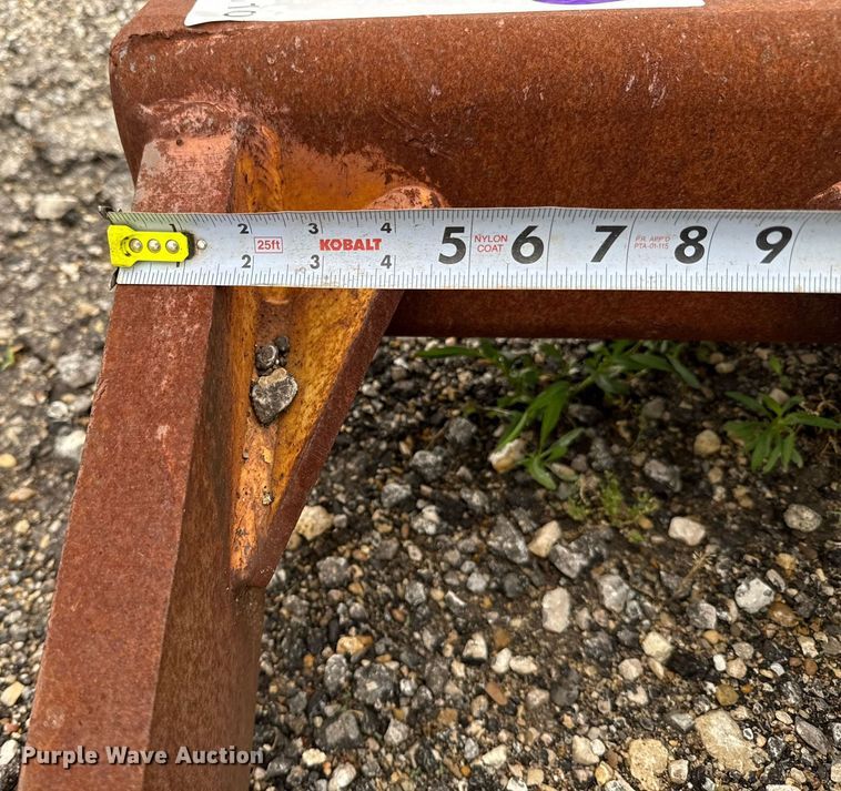 image for item EF3110 129