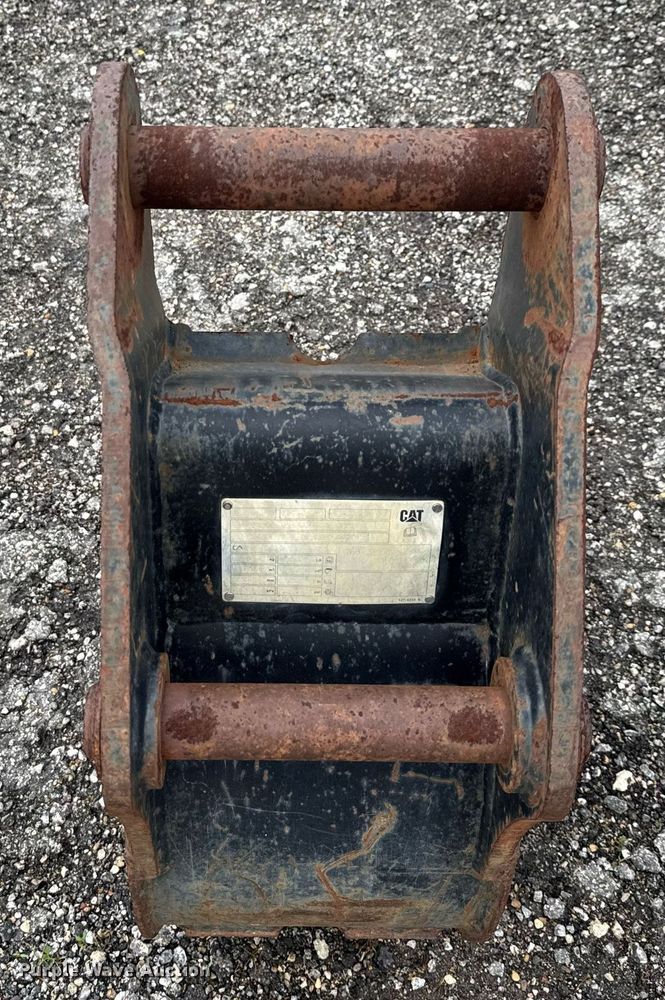 image for item EF3111 Caterpillar backhoe bucket