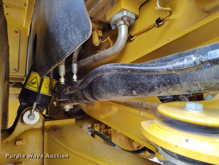 image for item EH0238 2019 Caterpillar 730 articulated haul truck