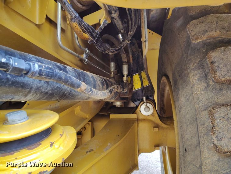 image for item EH0238 2019 Caterpillar 730 articulated haul truck