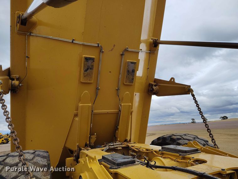 image for item EH0238 2019 Caterpillar 730 articulated haul truck