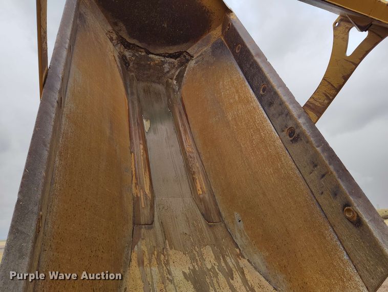 image for item EH0238 2019 Caterpillar 730 articulated haul truck