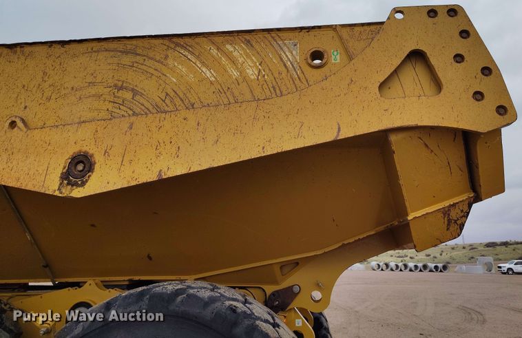 image for item EH0238 2019 Caterpillar 730 articulated haul truck