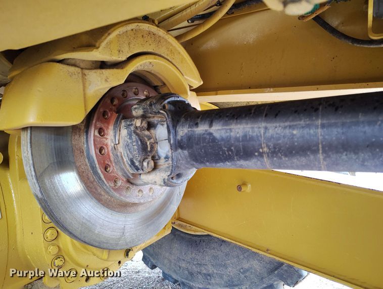 image for item EH0238 2019 Caterpillar 730 articulated haul truck