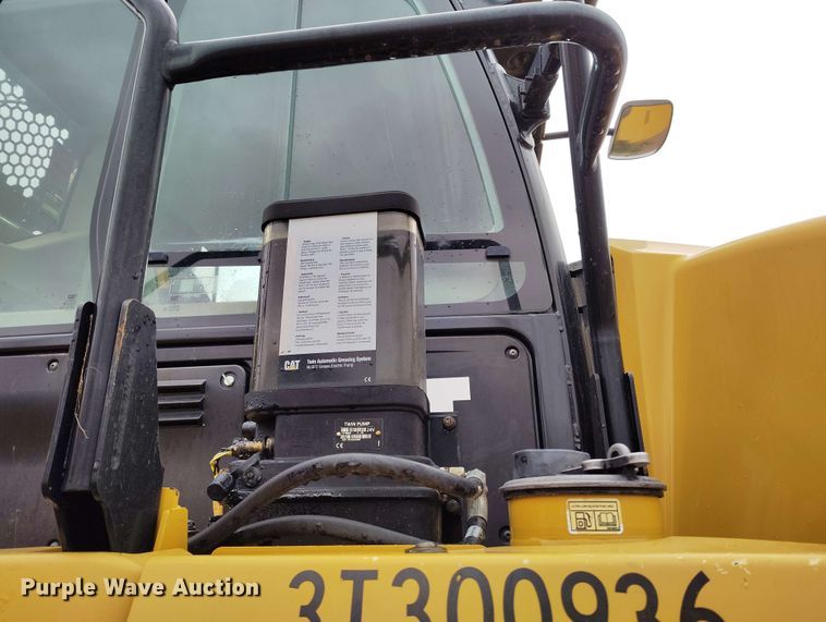 image for item EH0238 2019 Caterpillar 730 articulated haul truck