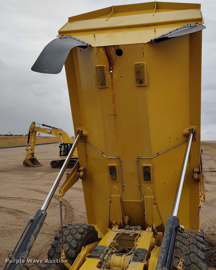 image for item EH0239 2020 Caterpillar 730 articulated haul truck