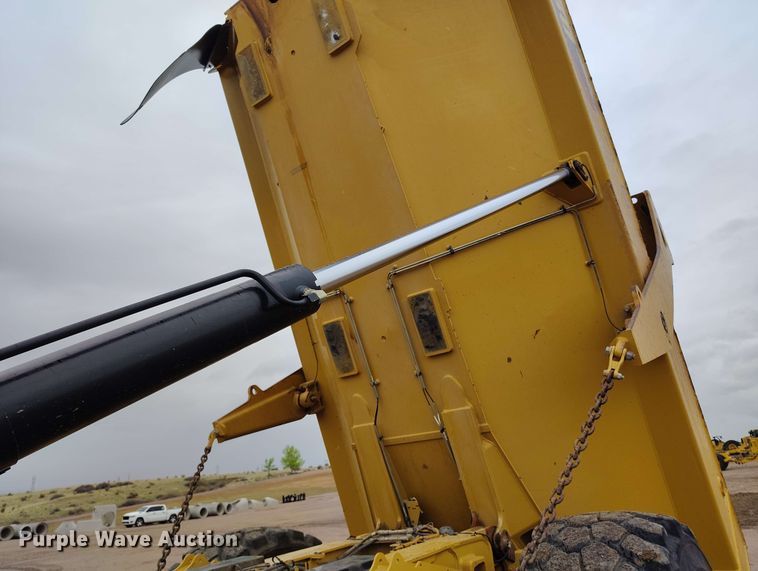 image for item EH0239 2020 Caterpillar 730 articulated haul truck