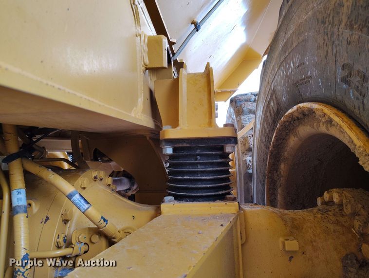 image for item EH0239 2020 Caterpillar 730 articulated haul truck