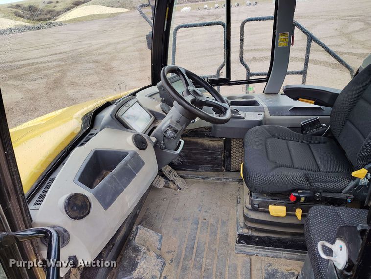 image for item EH0239 2020 Caterpillar 730 articulated haul truck