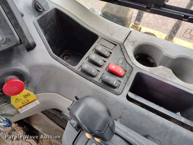 image for item EH0239 2020 Caterpillar 730 articulated haul truck