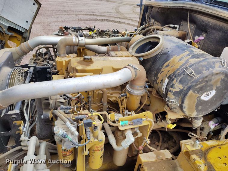 image for item EH0239 2020 Caterpillar 730 articulated haul truck