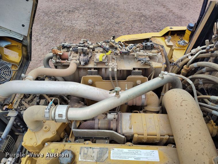 image for item EH0239 2020 Caterpillar 730 articulated haul truck