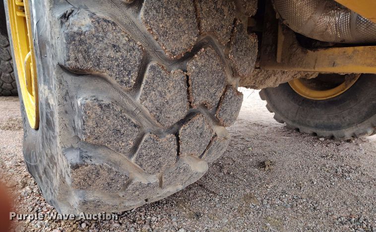 image for item EH0239 2020 Caterpillar 730 articulated haul truck