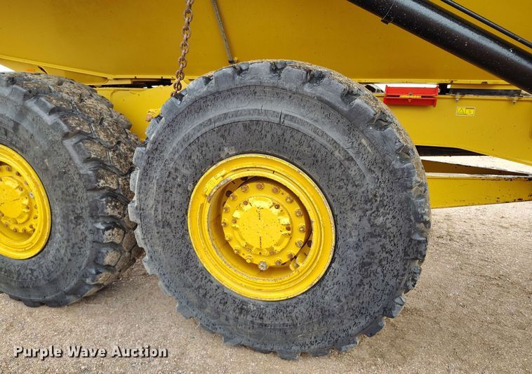 image for item EH0239 2020 Caterpillar 730 articulated haul truck