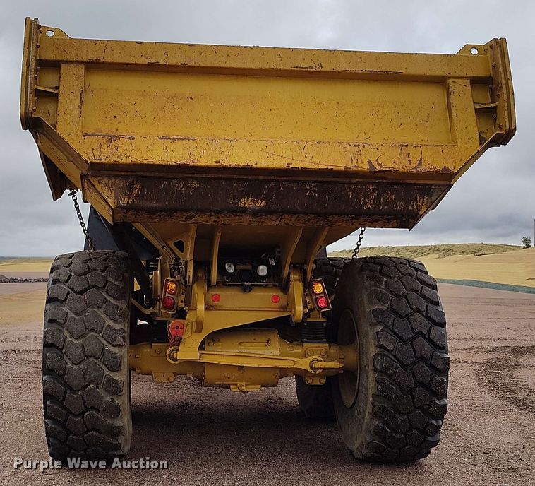 image for item EH0240 2019 Caterpillar 730 articulated haul truck