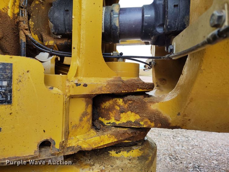 image for item EH0240 2019 Caterpillar 730 articulated haul truck